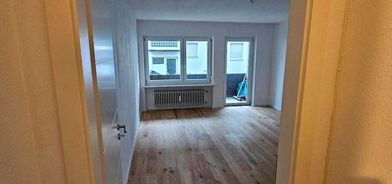 Wohnung, Hochpaterre, neu renoviert