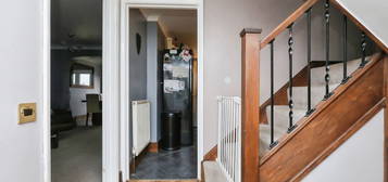 2 bed terraced house for sale