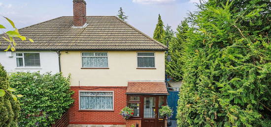 3 bed semi-detached house for sale