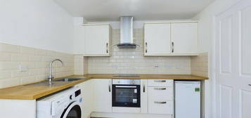 1 bedroom ground floor flat