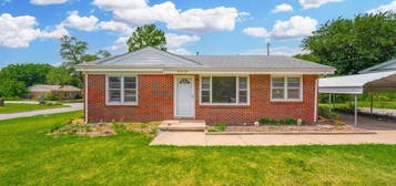 6619 N Longmont St, Park City, KS 67219