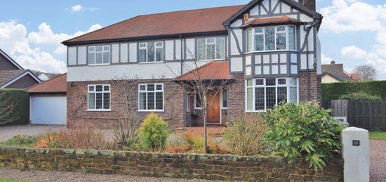 4 bed detached house for sale