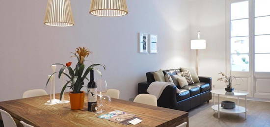 Apartamento de alquiler en Rambla Cataluyna/paseo de Gracia, Dreta de l'Eixample