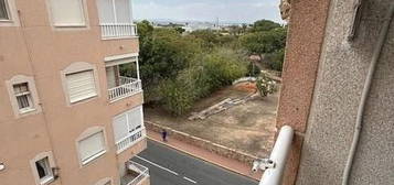 Piso en calle Torreagüera,  El Acequión - Los Naúfragos, Torrevieja