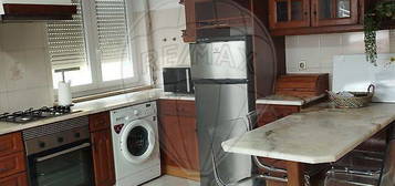 Apartamento T4 para arrendamento