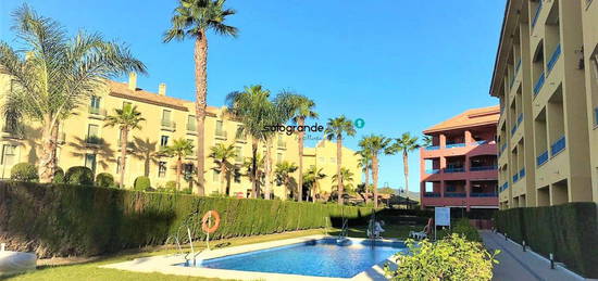 Apartamento de alquiler en Puerto de Sotogrande - La Marina