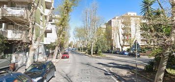 Ostia bilocale con balcone