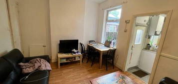 4 bedroom terraced house