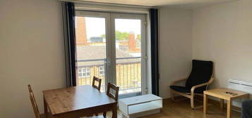 Flat to rent in Marquis Street, Leicester LE1