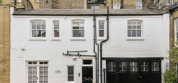 Flat for sale in Montagu Mews South, London W1H