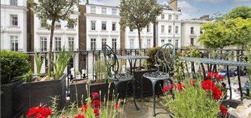 Flat to rent in Pembridge Gardens, Notting Hill, London W2