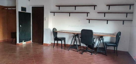 Apartament 3 camere Buna Ziua la etajul 1, 74 mp, parcare