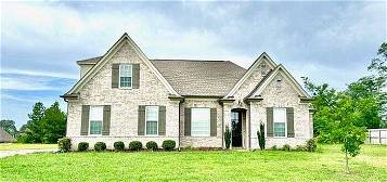 4422 Shinault Ln #1, Olive Branch, MS 38654