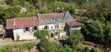 A 12 km au Sud de Sarlat - Vallée de la Dordogne - Périgord