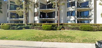 3770 Crown Point Dr Unit 103, San Diego, CA 92109