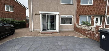 Room to rent in Belford Gardens, Darlington DL1