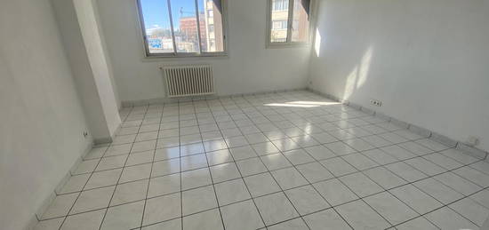 Achat appartement 4 pièces 82 m²