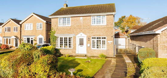 3 bed detached house for sale