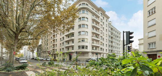 T3 avec balcon - Secteur Triangle d'or