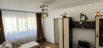 Vând apartament cu 2 camere