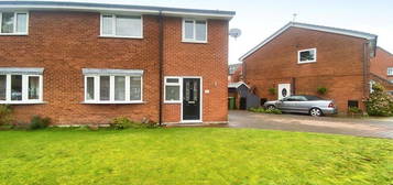 4 bedroom semi-detached house to rent