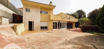 Casa o chalet en venta en Baixador, Viladecavalls