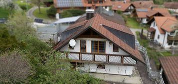 Einfamilienhaus - Wohnen in der Natur und doch zentral!