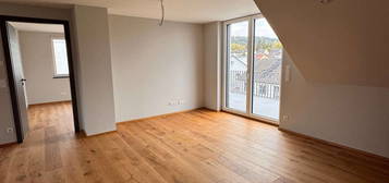 Geschmackvolle 3-Raum-Maisonette-Wohnung mit gehobener Innenausstattung mit EBK in Schorndorf