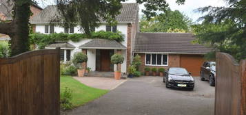 Detached house to rent in Bunces Lane, Burghfield Common, Reading, Berkshire RG7