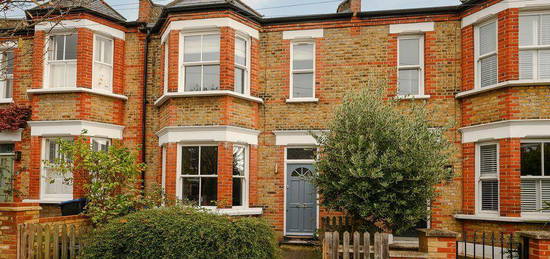 4 bedroom terraced house for sale