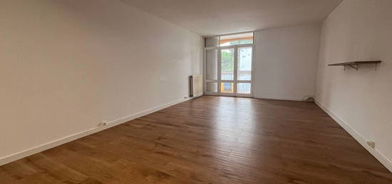 Location appartement 5 pièces 90 m²