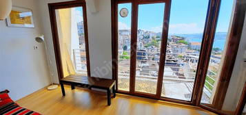 CİHANGİR DE SATILIK DENİZ MANZARLI SEA VIEW APARTMENT FOR SALE