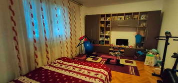 Apartament 4 Camere Decomandat - Etaj 1 - Tatarasi Dispecer