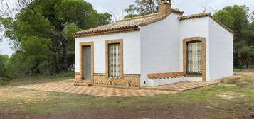 Casa rural en calle Madroño en Bonares