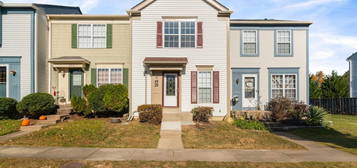 6614 High Valley Ln, Alexandria, VA 22315