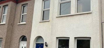 2 bedroom terraced house