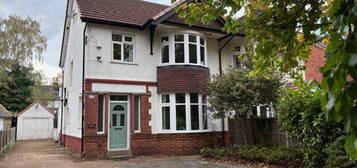 4 bedroom semi-detached house