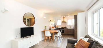 2 bed flat to rent