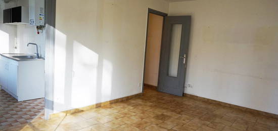 Appartement  à vendre, 3 pièces, 2 chambres, 58 m²