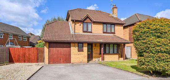 4 bed detached house for sale