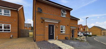 3 bedroom semi-detached house to rent