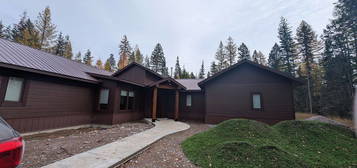 160 Black Bear Ln, Bigfork, MT 59911