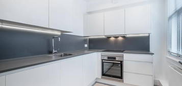 1 bedroom ground floor flat