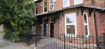 4 bedroom terraced house