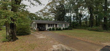 1700 Tew Dr, Mobile, AL 36618