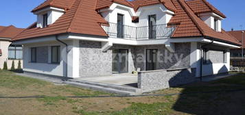 Dům, 400 m² + 803 m² pozemek, Do Vrchu, Mukařov