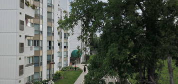 505 - 3267 KING STREET E, Kitchener, Ontario