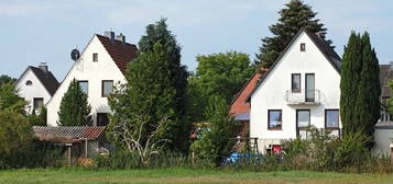 Einfamilienhaus mit Garagenanbau