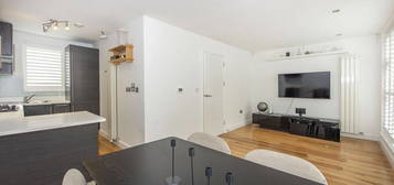 2 bed flat to rent