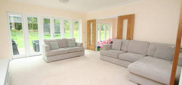 4 bedroom detached bungalow